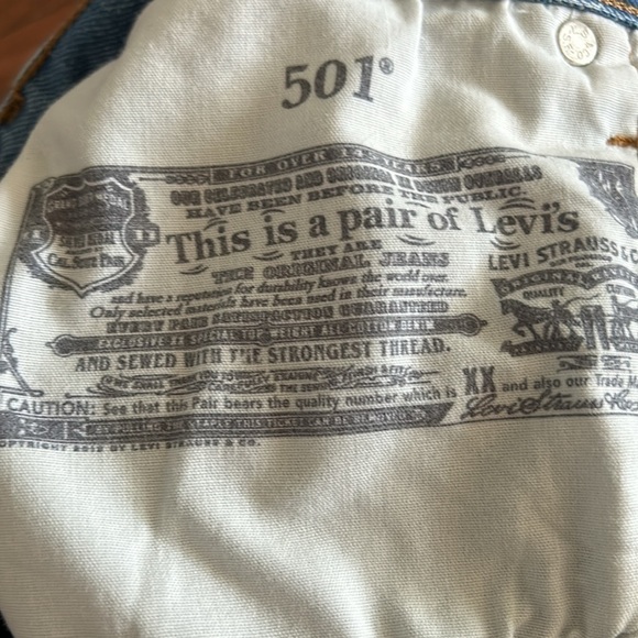 Levis 501 button up - Picture 11 of 14